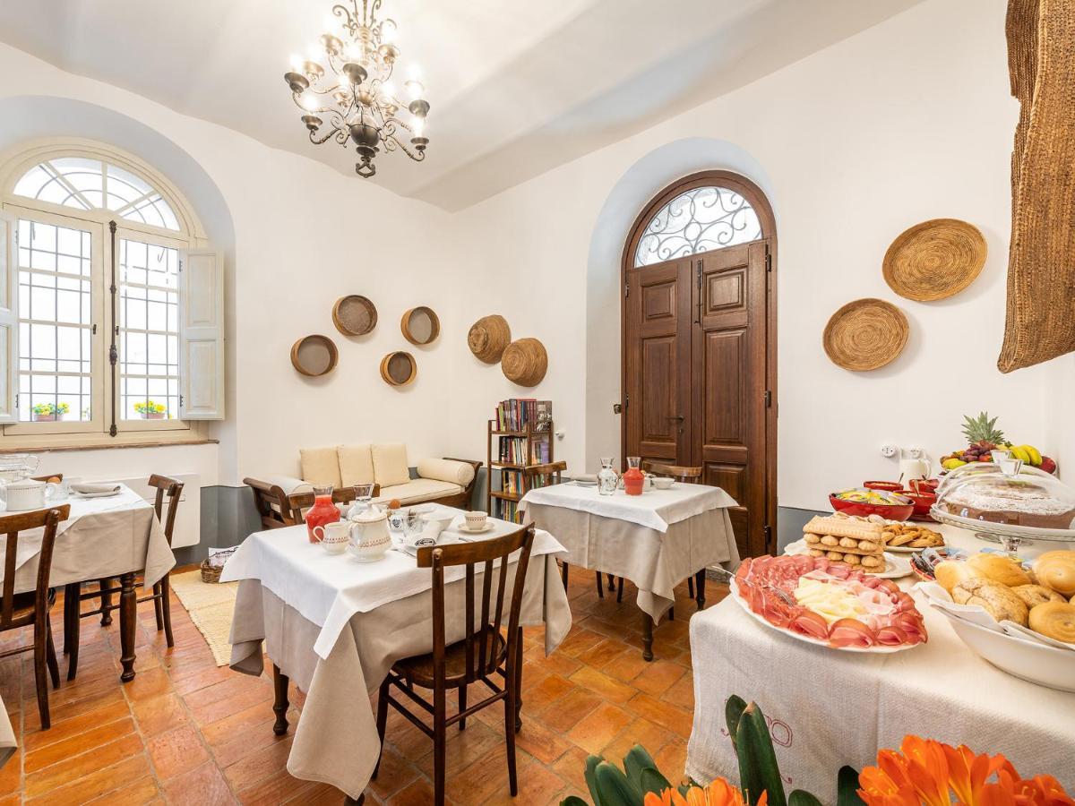 Palazzo Cherchi Dorgali Kültér fotó