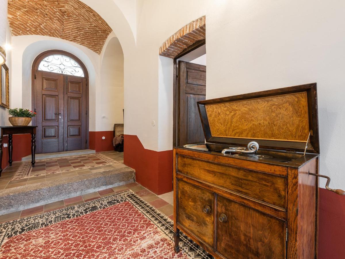 Palazzo Cherchi Dorgali Kültér fotó