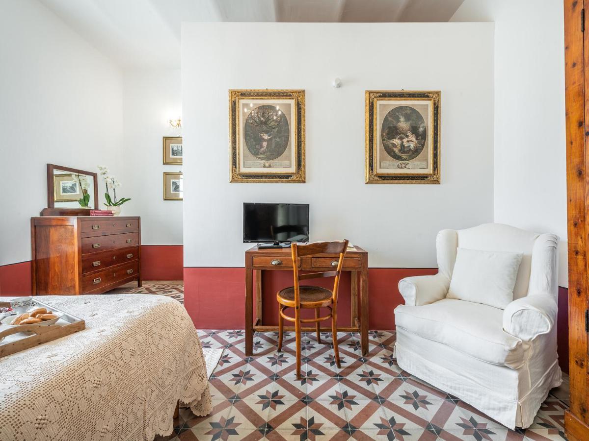 Palazzo Cherchi Dorgali Kültér fotó